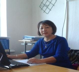 Директордың тәрбие ісі жөніндегі орынбасары: Жумалиева Лайлә Табылдықызы. Сурет,сызу пәні мұғалімі.