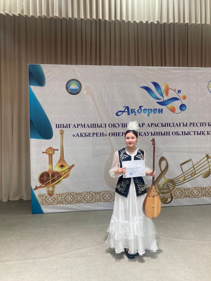 Тараз қаласында" Ақберен" республикалық өнер байқауының облыстық кезеңі өтті.