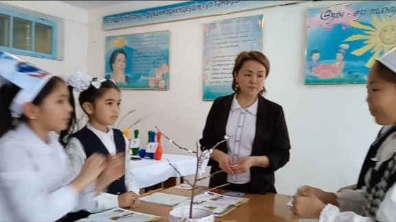  «Тіршілік  көзі » тақырыбында ашық сабақ өткізді. 