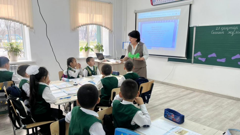  “Көбейту амалының компоненттері” тақырыбында ашық сабақ өткізді.