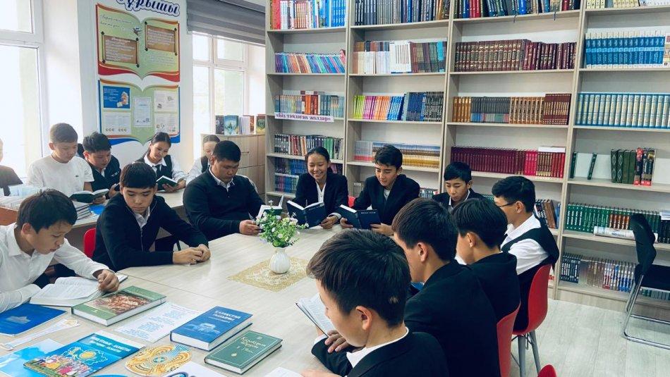 "Қазақстан Республикасы: кеше, бүгін, ертең"  тақырыптық көрме